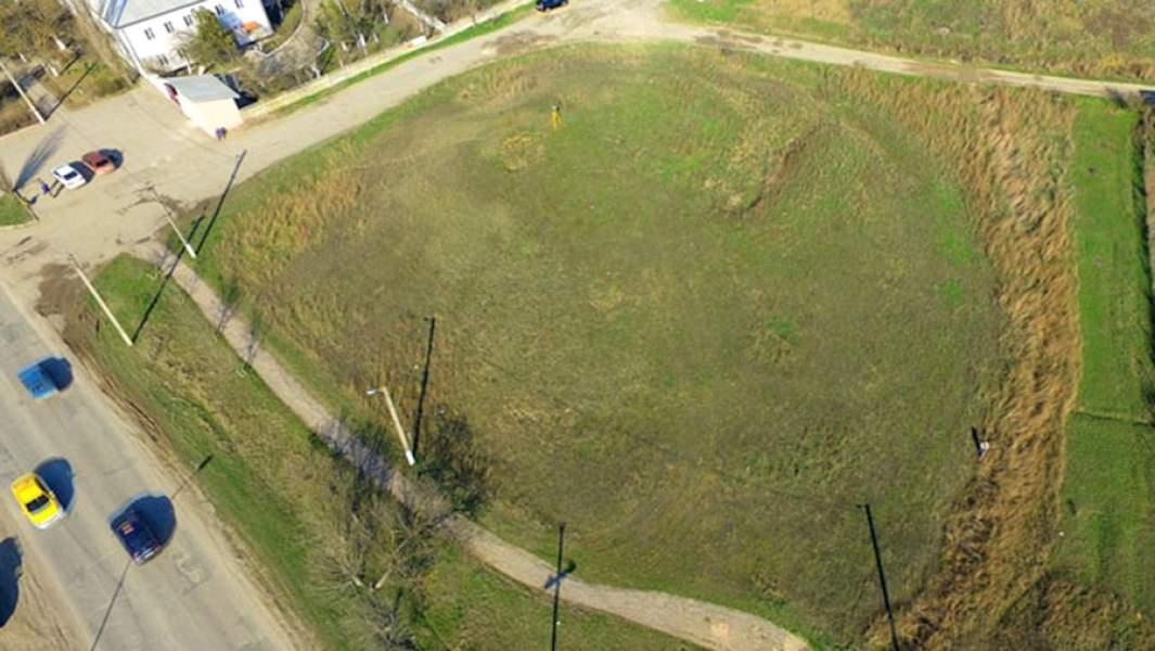 Общий вид кургана Госпитальный в г. Керчи