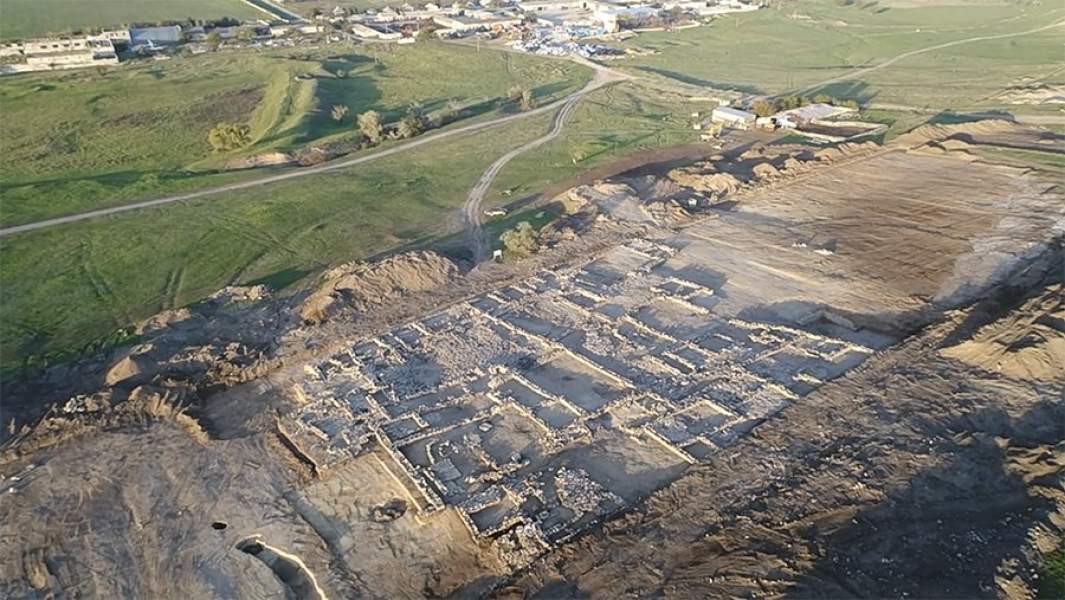 Общий вид античного поселения Манитра