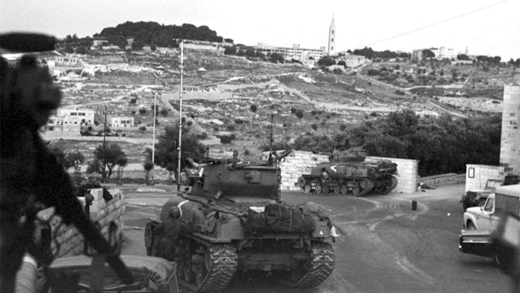 Израильские танки в Иерусалиме во время Шестидневной войны 1967 года