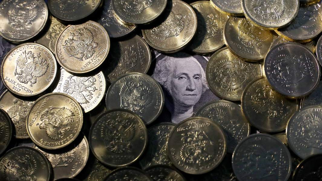 рубли и доллары