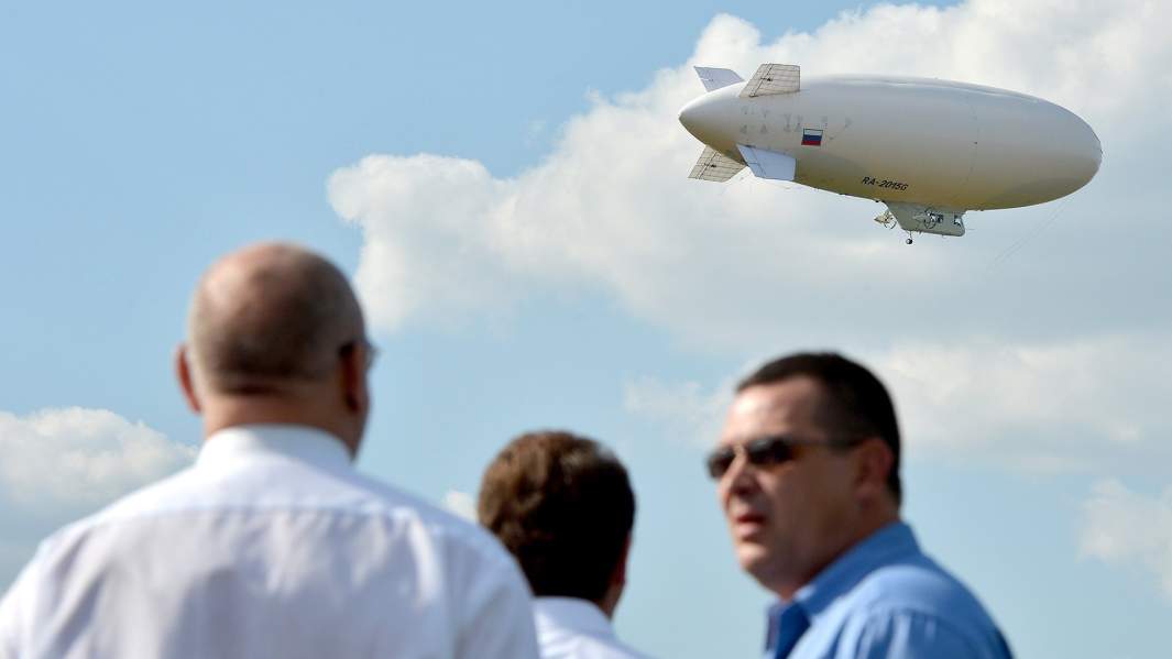 дирижабль Au-30 полет небо воздух
