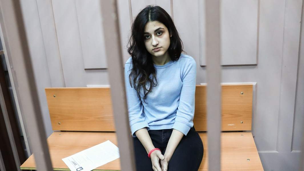 Старшая сестра Крестина Хачатурян