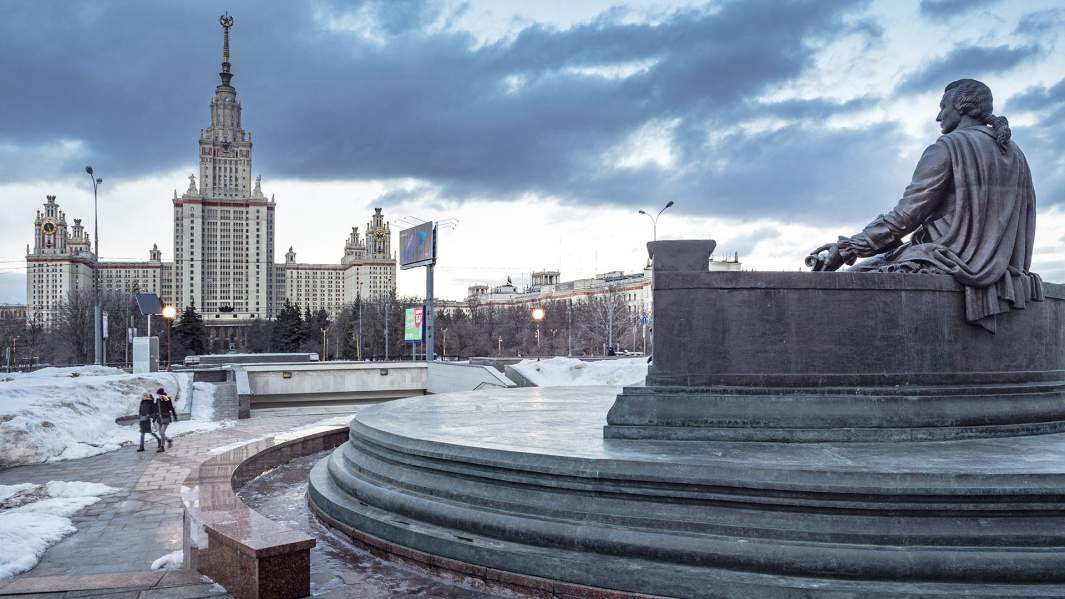 Памятник графу Шувалову