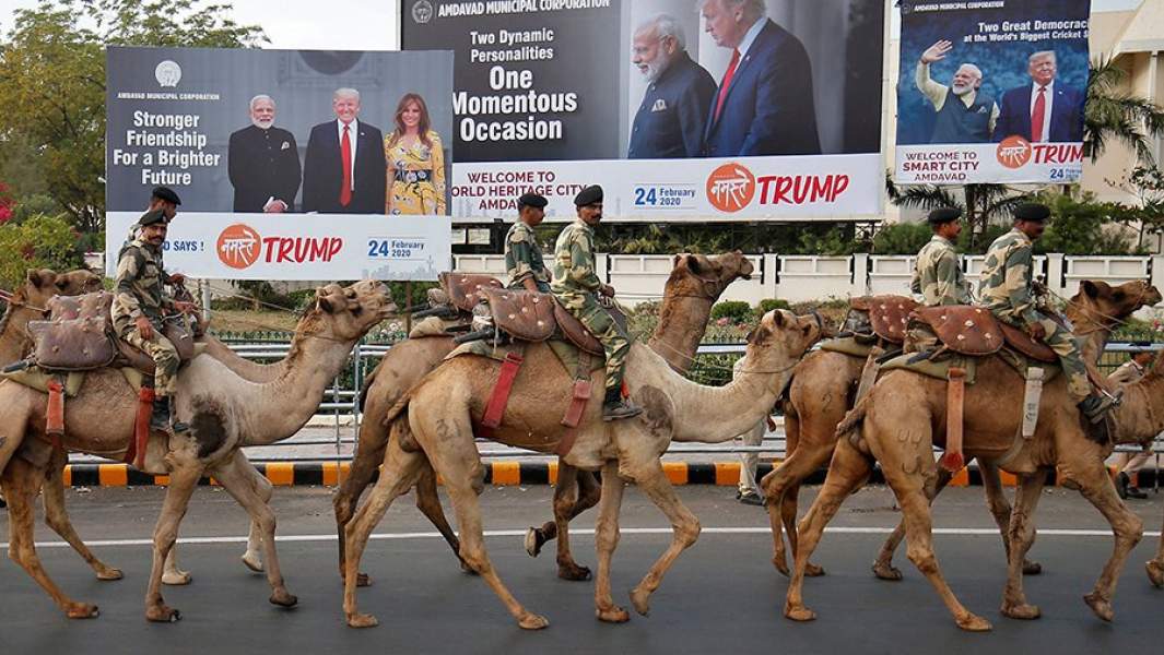 Репетиция парада в честь приезда Трамп в Ахмедабаде