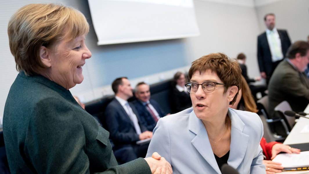 Канцлер Ангела Меркель и председатель ХДС Аннегрет Крамп-Карренбауэр