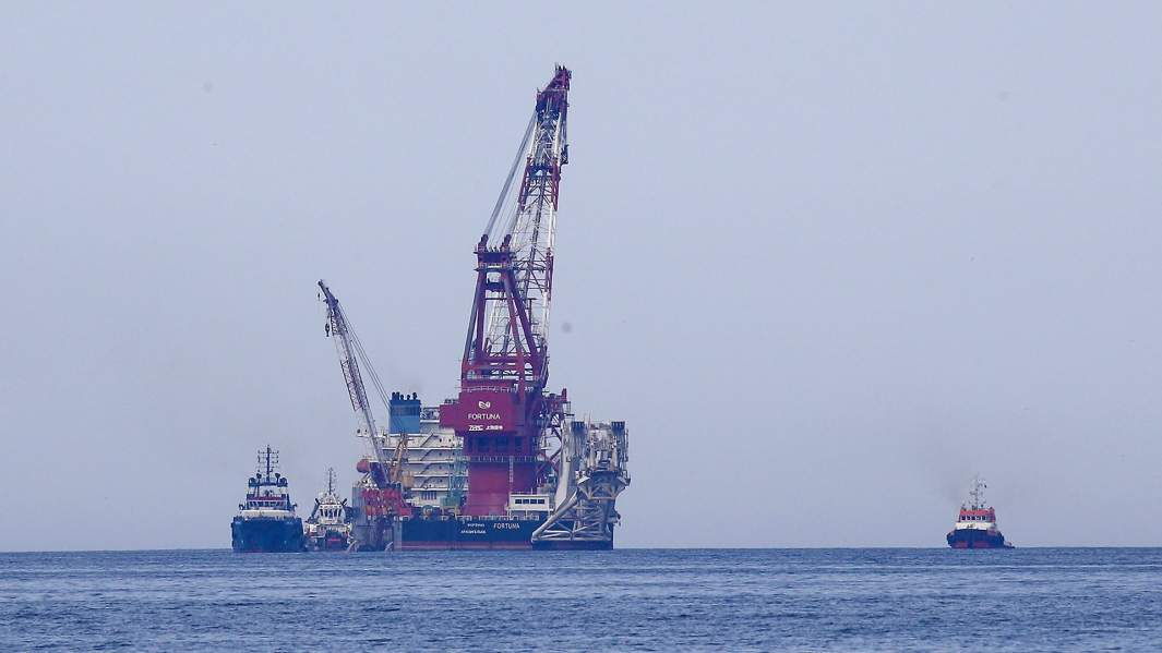 Трубоукладочная баржа Фортуна