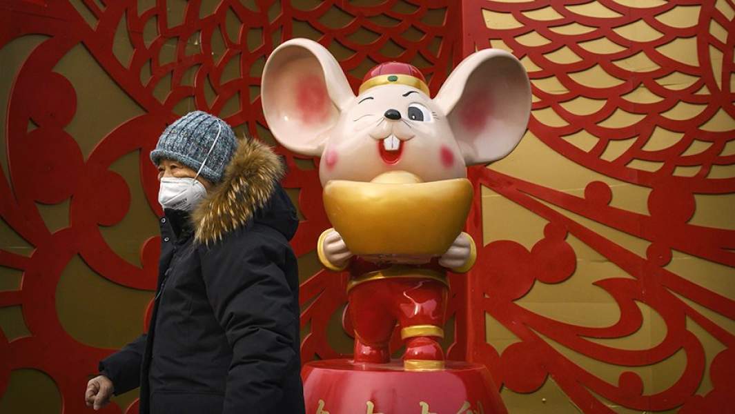 Символ нового года – мышь на улице в Пекине