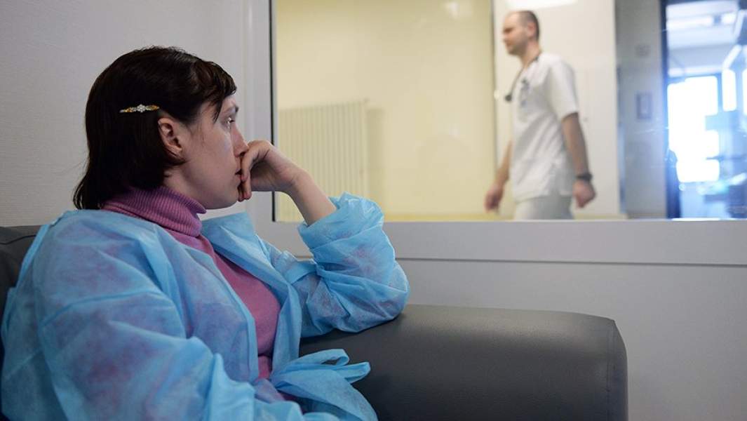 Женщина в приемном отделении