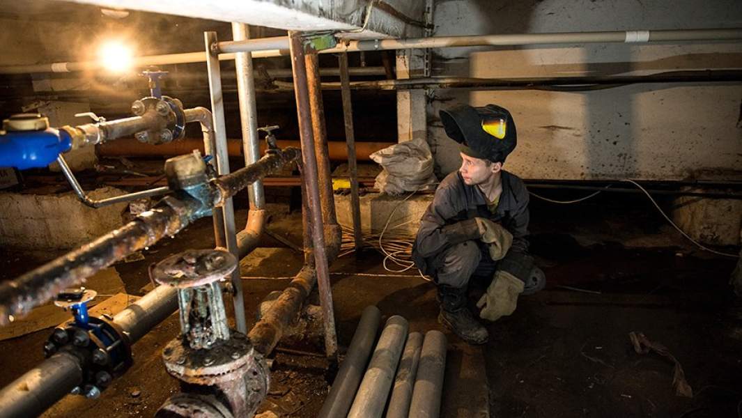 Ремонт отопительной системы в подвале жилого дома