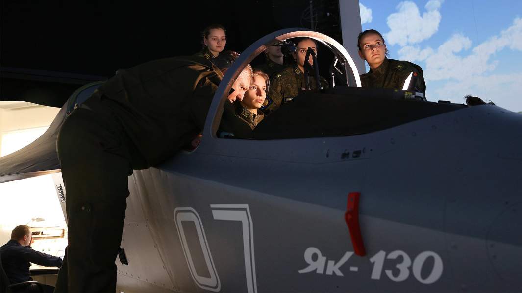 як-130 летное училище авиация