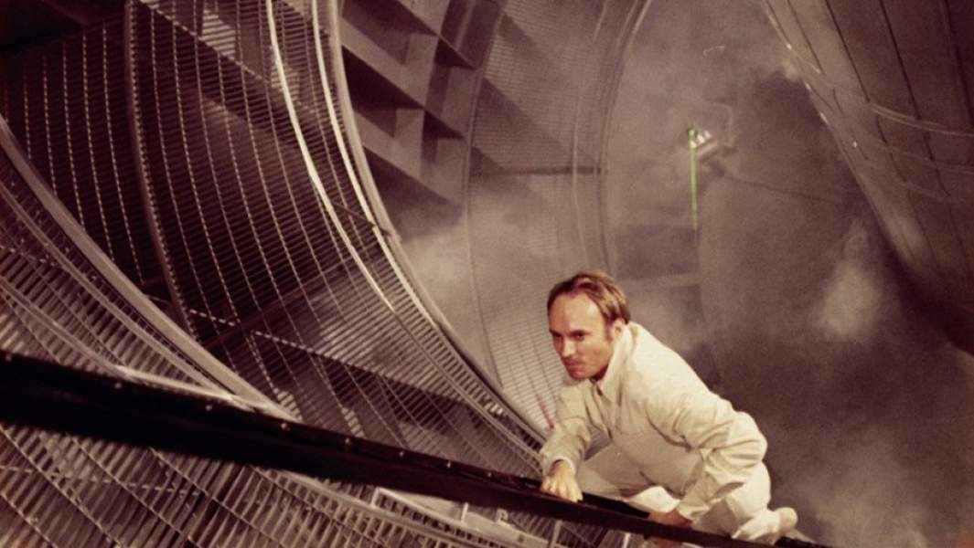 Кадр из кинофильма «Штамм Андромеда»