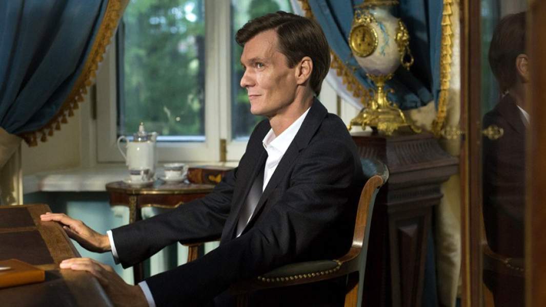 Актер Филипп Янковский в сериале «Секта»