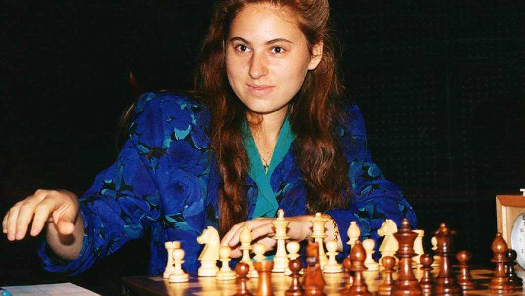 Единственная шахматистка в мире, входившая в топ-10 мужского рейтинга Юдит Полгер