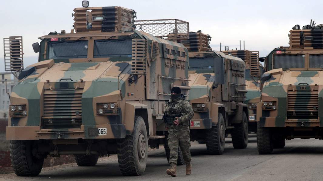 Турецкая военная техника недалеко от Идлиба