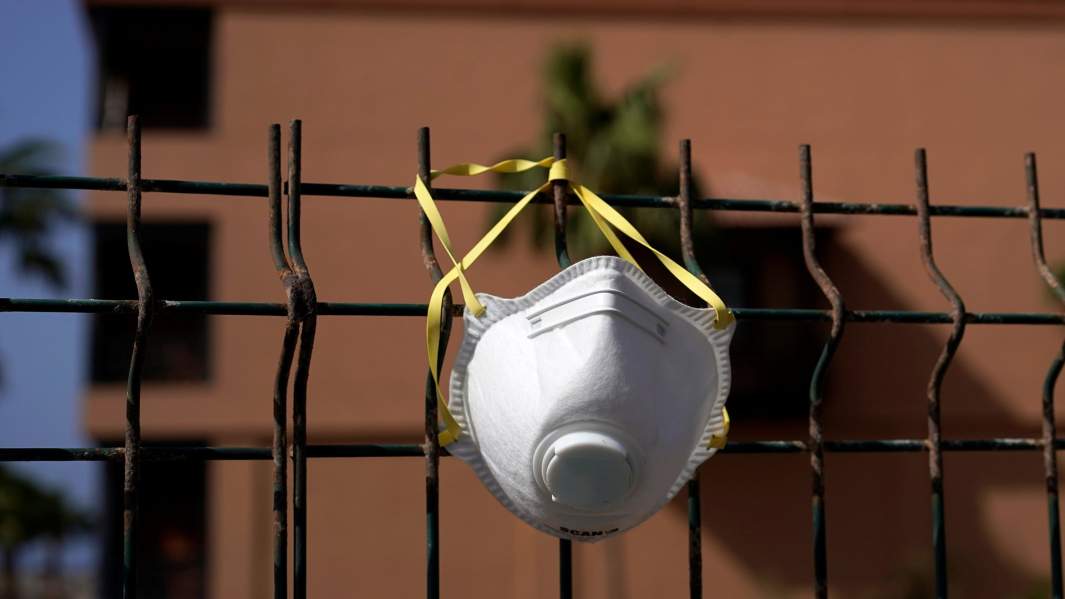 Расходимся, сеньоры: эпидемия COVID-19 губит туризм в Испании