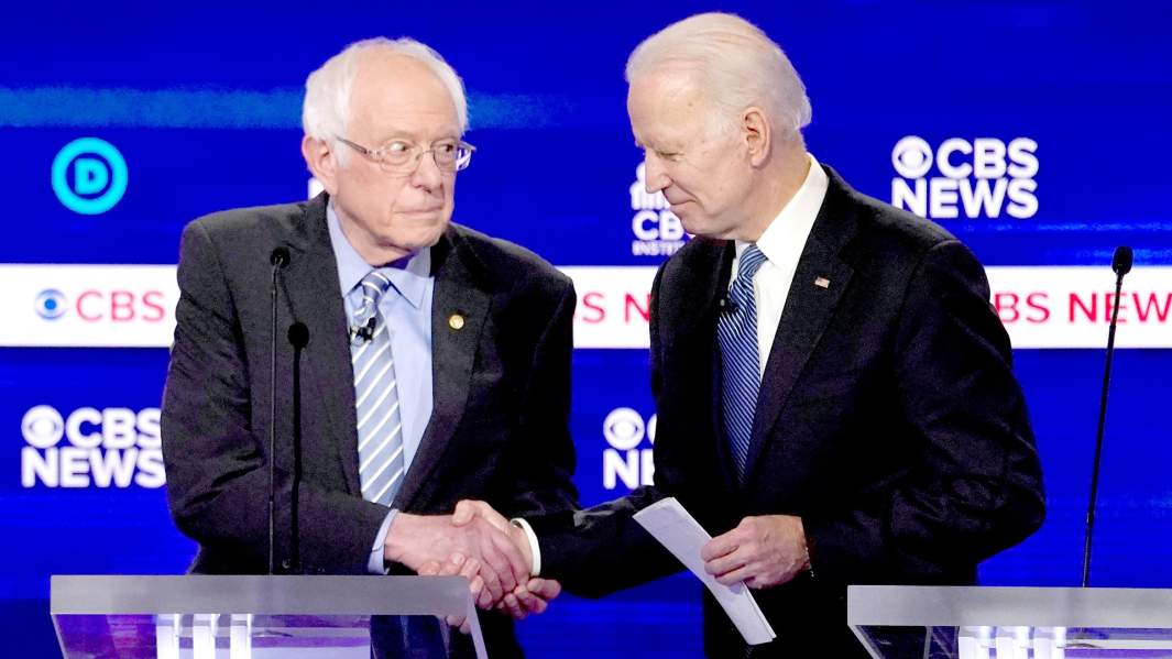 Кандидаты в президенты США от «Демократической 2020» Сенатор Берни Сандерс и бывший вице-президент Джо Байден 