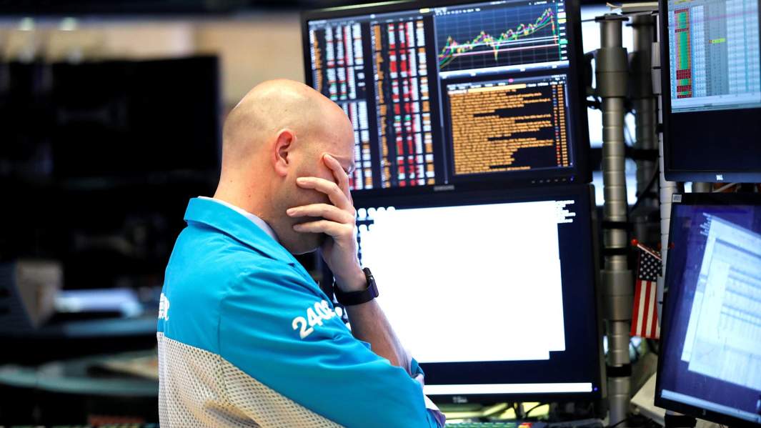 Реакция сотрудника брокерской фирмы