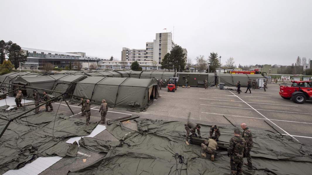 Франция. Развертывание полевого госпиталя в городе Мюлуз