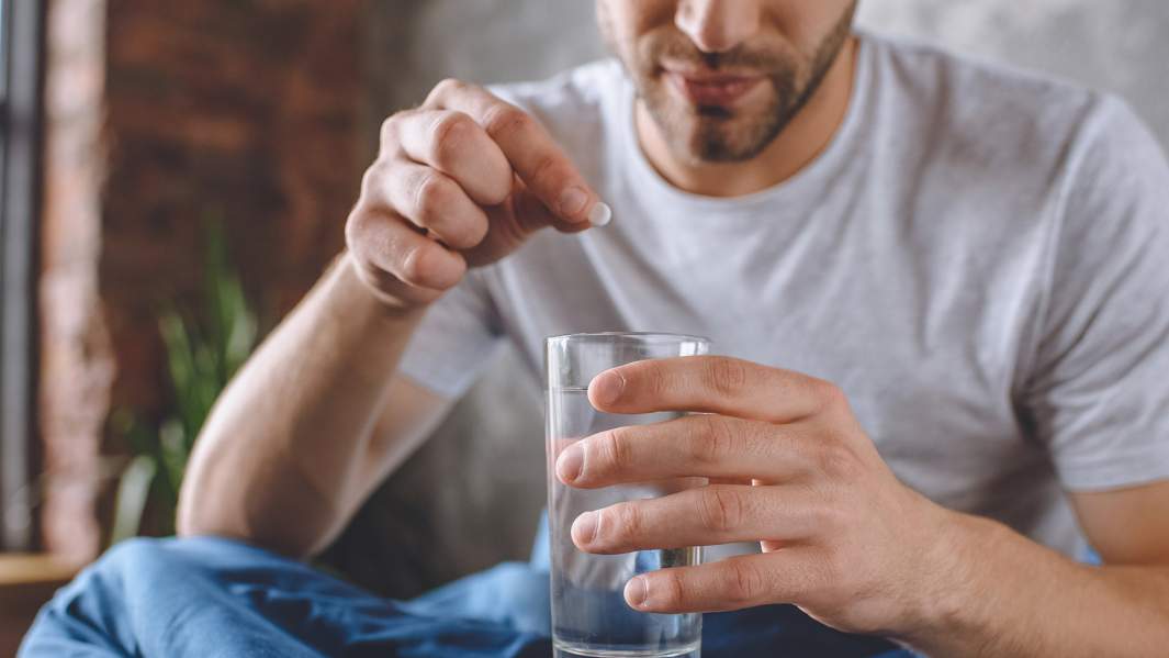 Горькая пилюля: можно ли вылечить депрессию медикаментами