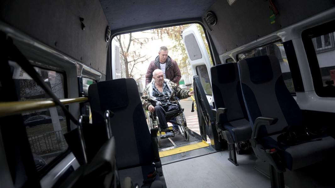 такси инвалид пандус