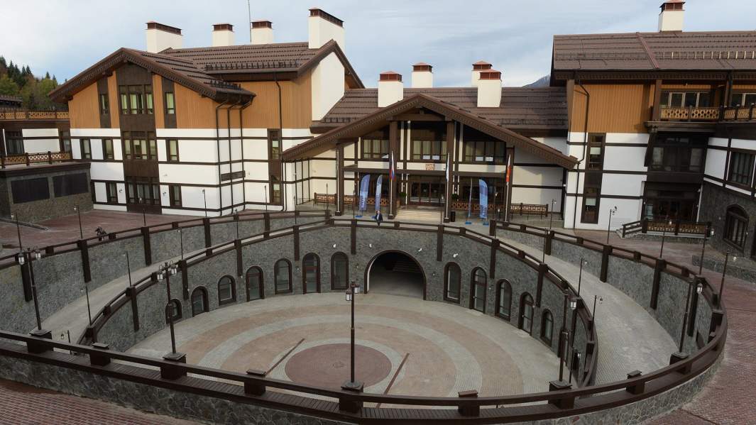 Гостиничный комплекс «Поляна 1389»