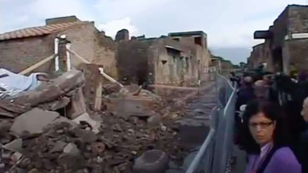 «Дом гладиаторов», рухнувший 17 ноября 2020 года. 