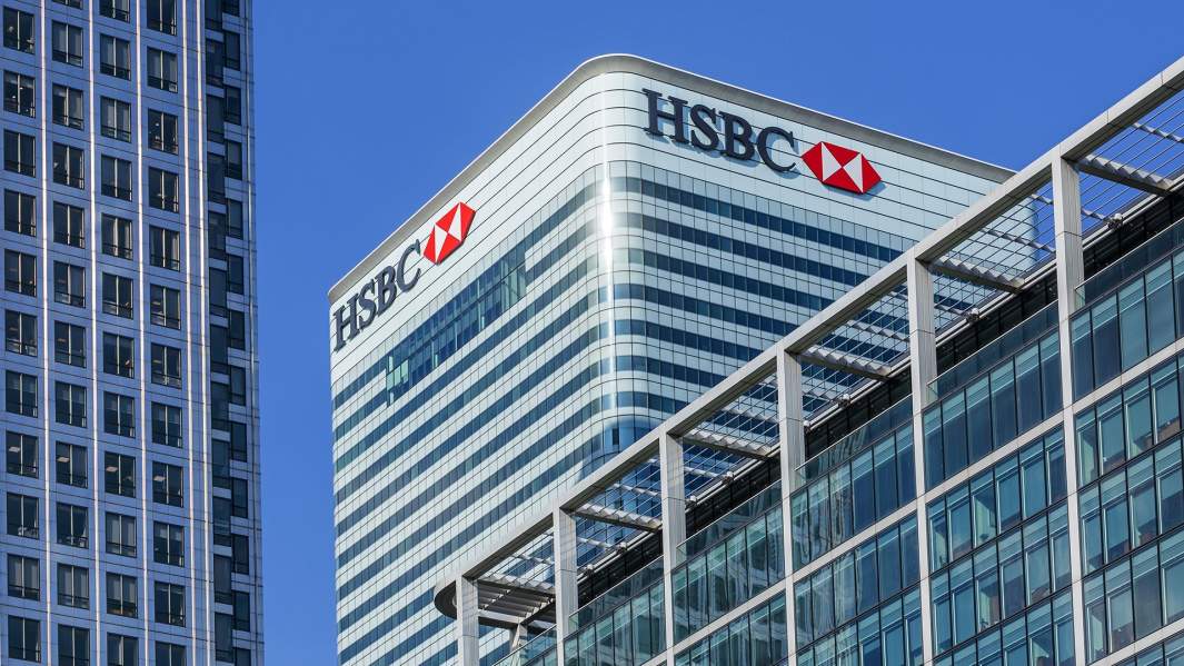 Чужое знание — сила: Сбербанк заинтересовался технологиями конкурентов