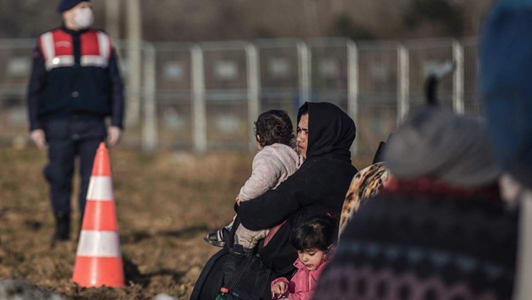 Мигранты на границе Греции