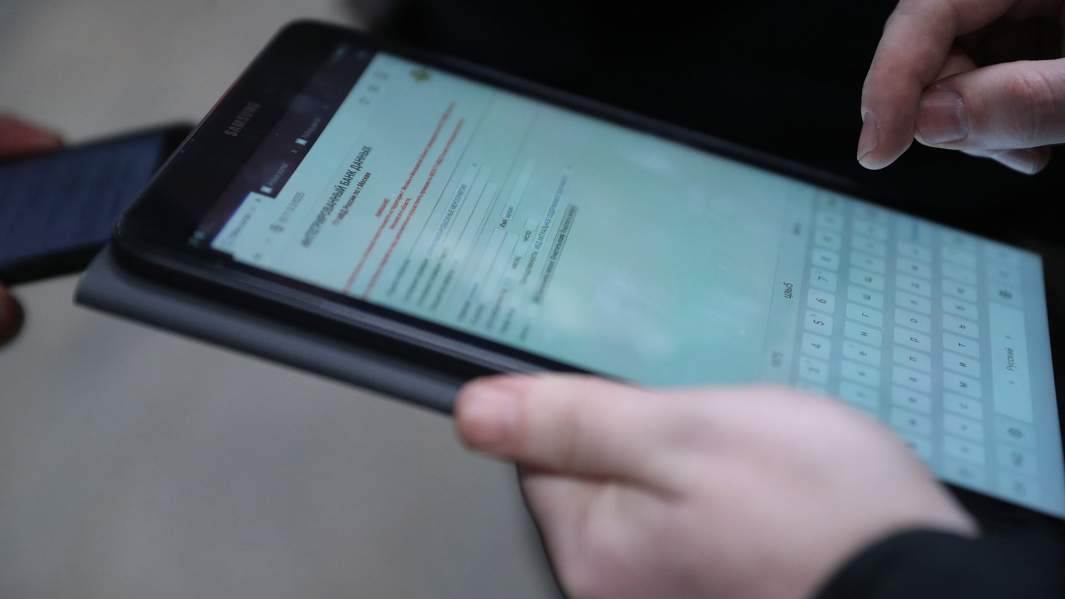 планшет сотрудника ДПС