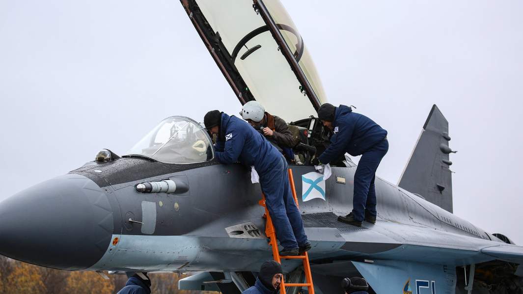 Палубный многоцелевой истребитель МиГ-29КУБ