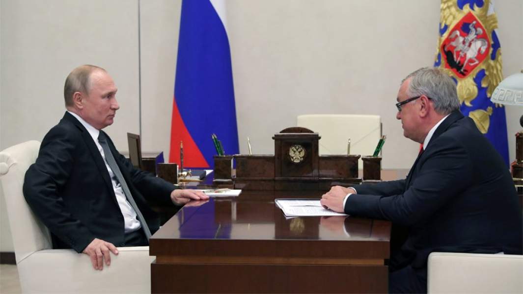 Владимир Путин и Андрей Костин