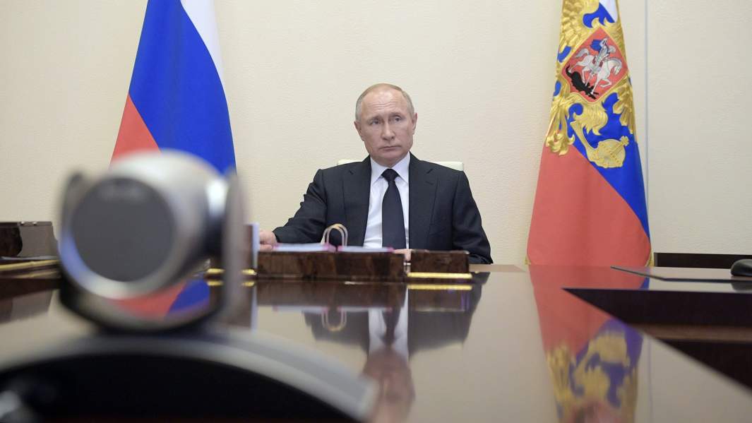 Президент РФ Владимир Путин проводит в режиме видеоконференции совещание с членами правительства РФ