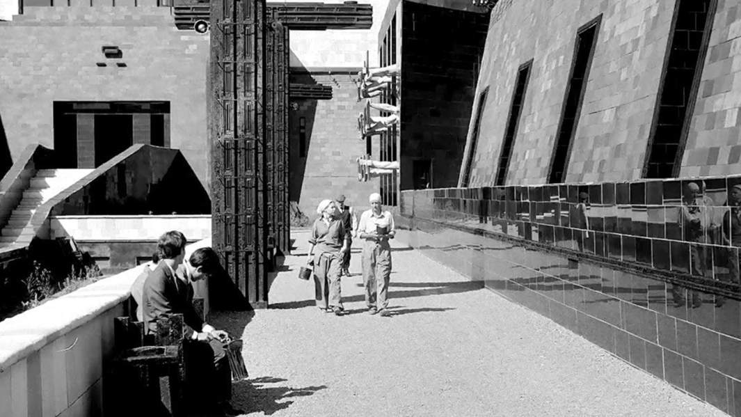 Кадр фильма «Дау»