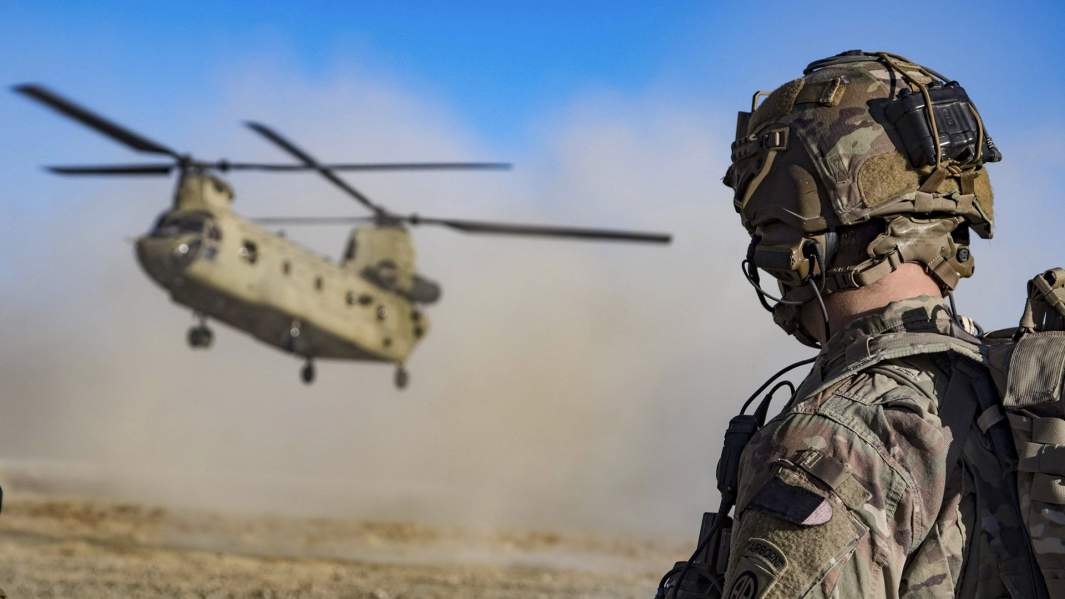 солдат армии США