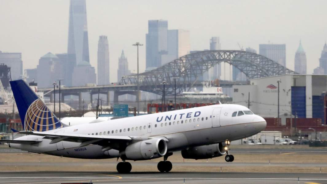 авикомпания самолет кризис