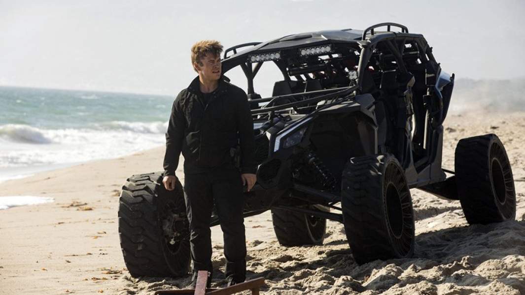 Кадр из сериала «Мир Дикого Запада»