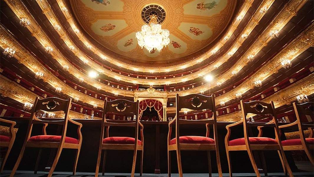 театр коронавирус