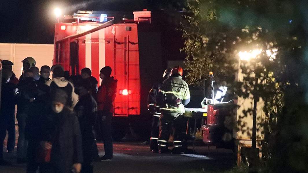 Спасатели на месте пожара в частном хосписе в Красногорске