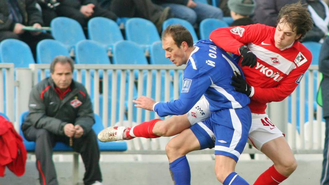 Йован Танасиевич и Артем Дзюба (слева направо) во время матча «Динамо» (Москва) – «Спартак» (Москва) 2007 год