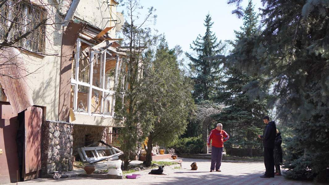 Дом, в который в конце марта попал ПТУР