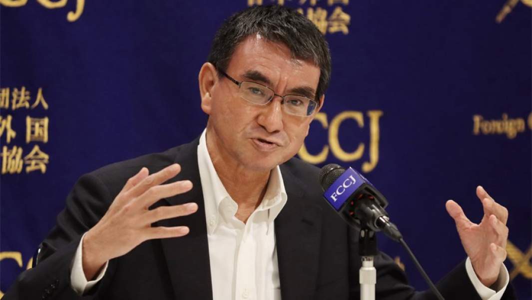 Министр обороны Японии Таро Коно