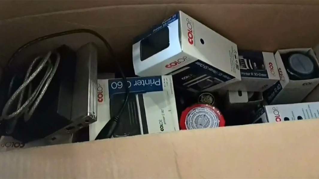 Печати и штампы, найденные в офисе Кировской ячейки запрещенного «Союза Славянских Сил Руси»