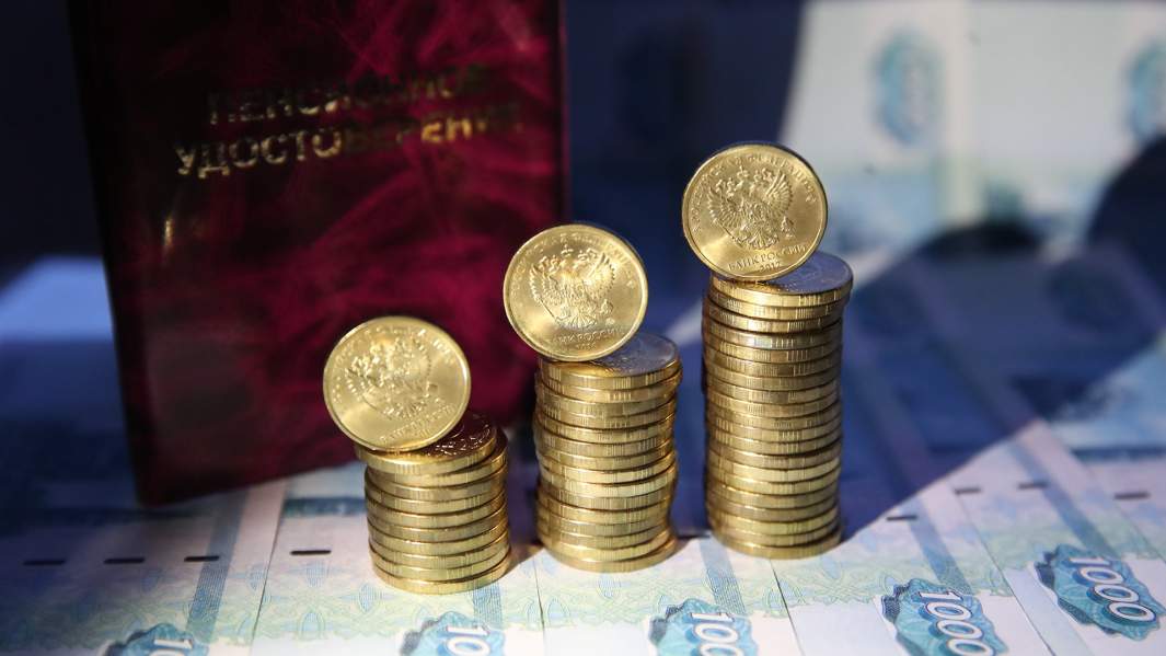 Пошли на взнос: Минфин за три года выделит соцфондам дополнительно 3 трлн