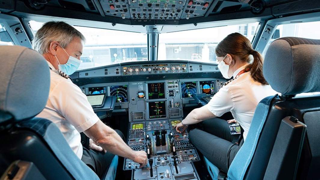 авиакомпания пилоты