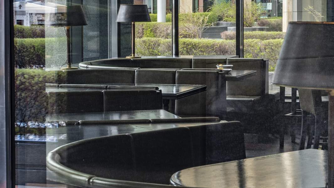 Чувство ногтя: салоны красоты ждут открытия 15 июня