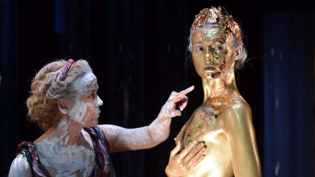 Сцена из спектакля «Медея»