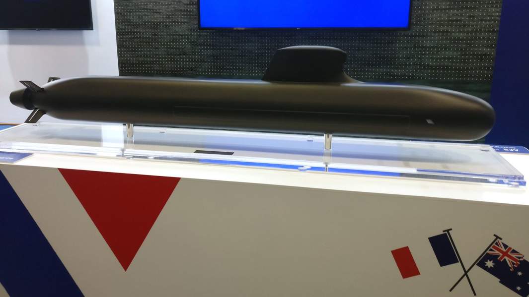 Макет подводной лодки типа Attack