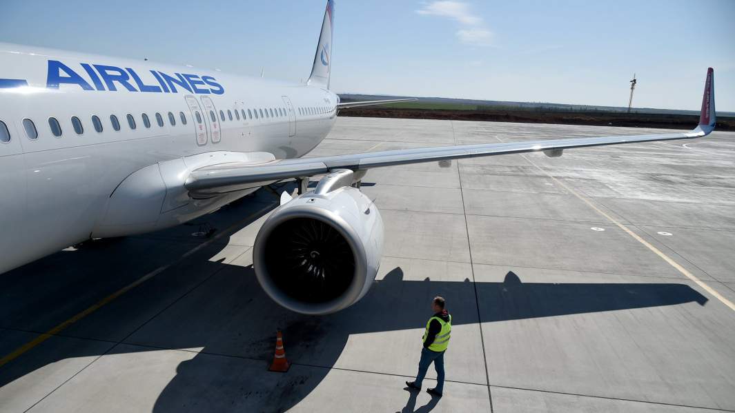 самолет аэропорт