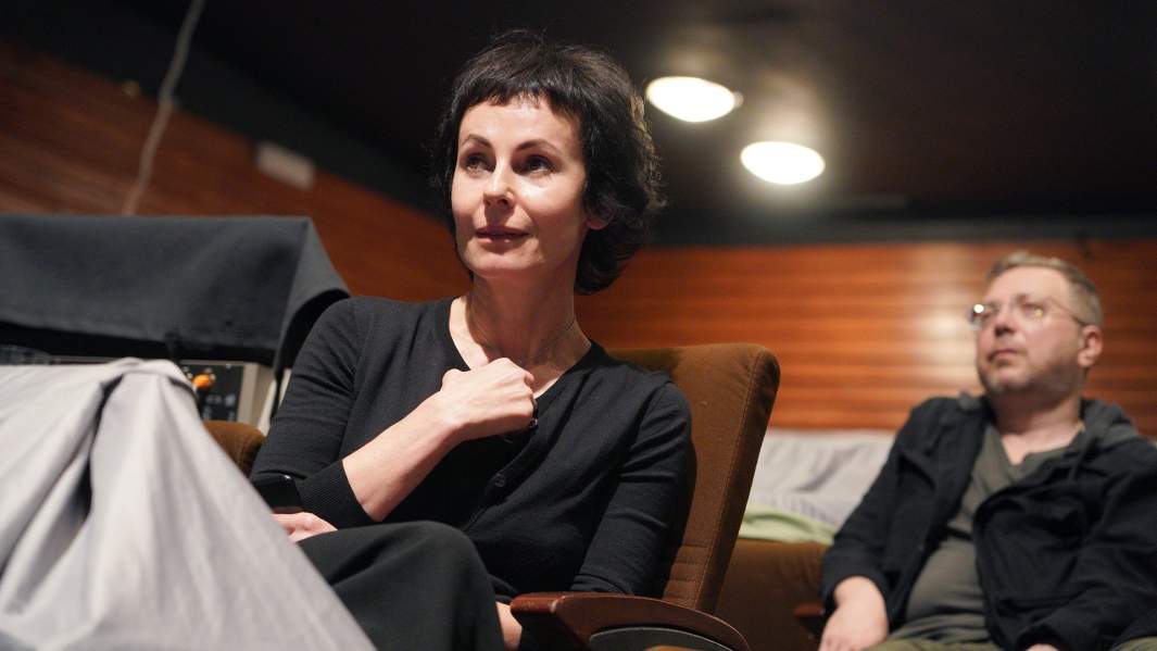 Ирина Апексимова на репетиции спектакля «Спутники»