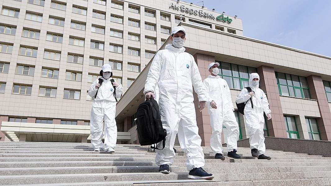 Сотрудники Ак Барс Банка отправляются на доставку пенсий клиентам на дом